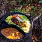 マサラ・サンガムのスパイス料理と調理風景