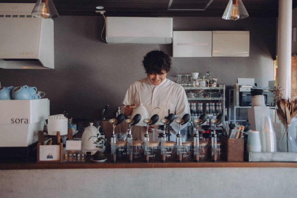 Sora Coffeeのコーヒーと抽出風景